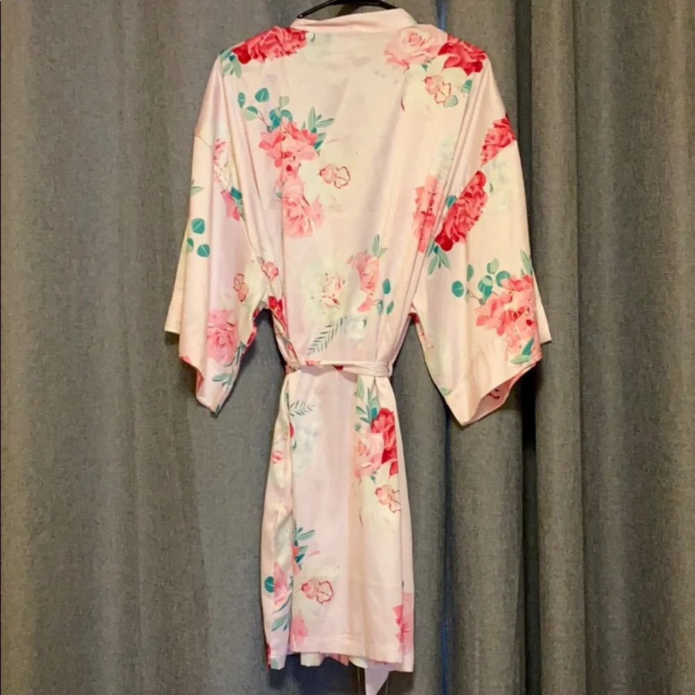 Icing Silk Robe - Picture 3 of 4